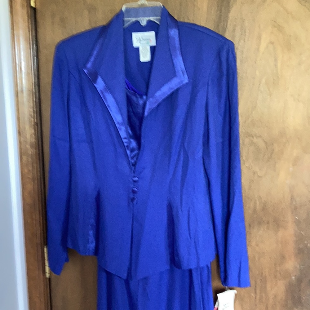 Offer$80 vintage sleeveless long dress Dress w slit in back &matching Jacket set - Picture 4 of 17